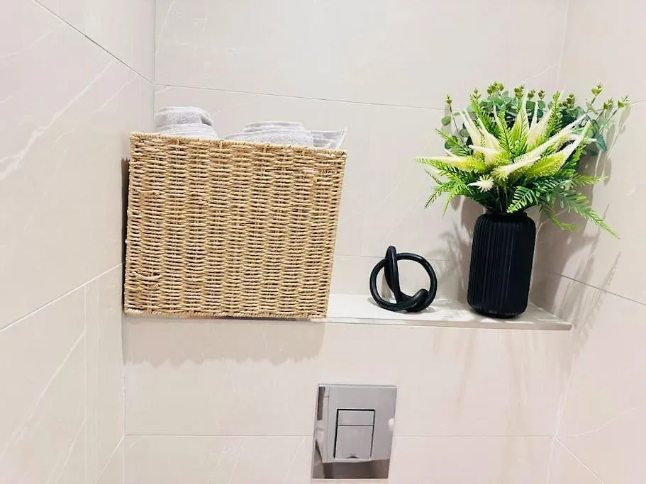 Chic Apartment E10 London 0*,