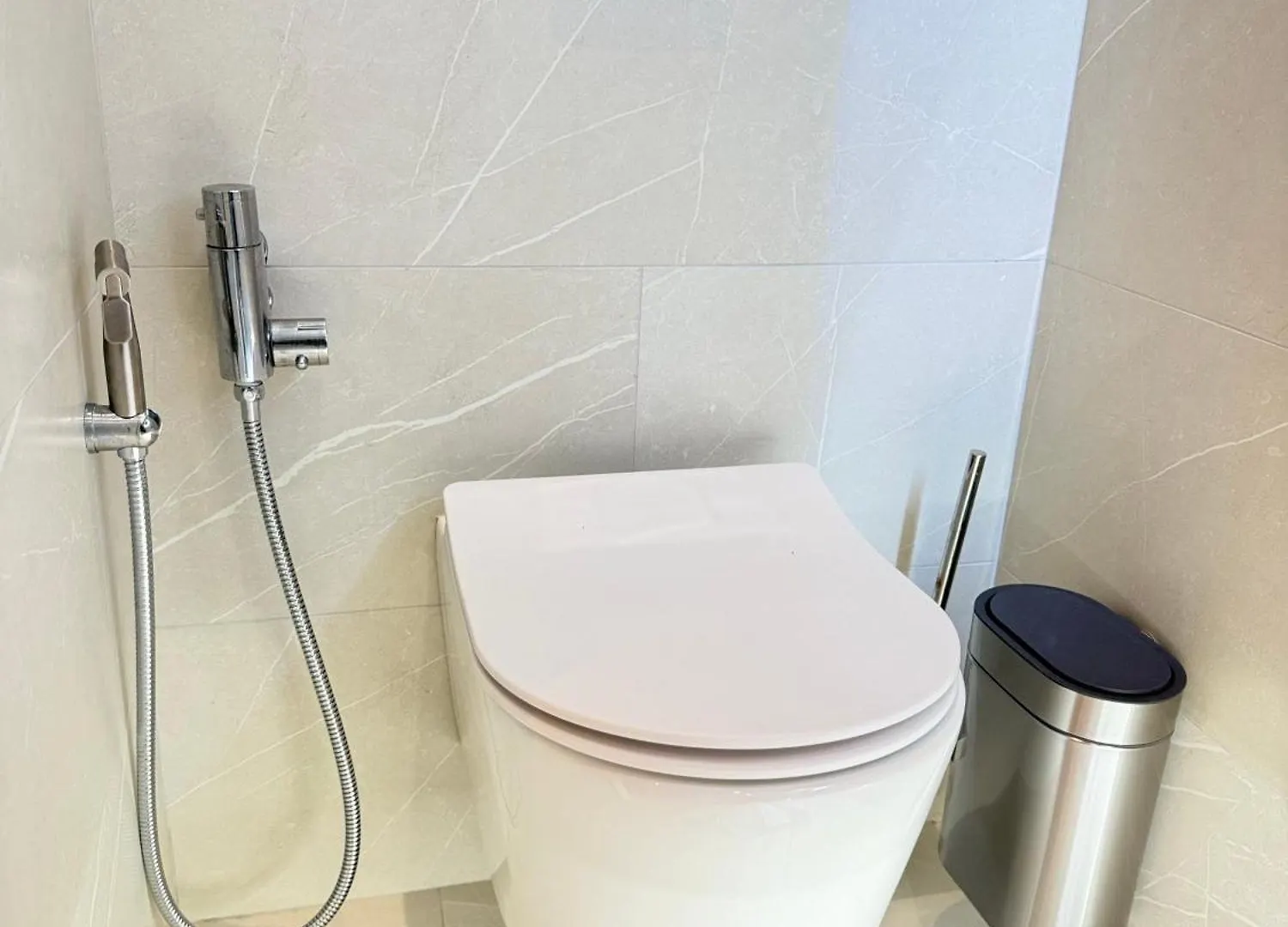 Chic Apartment E10 London