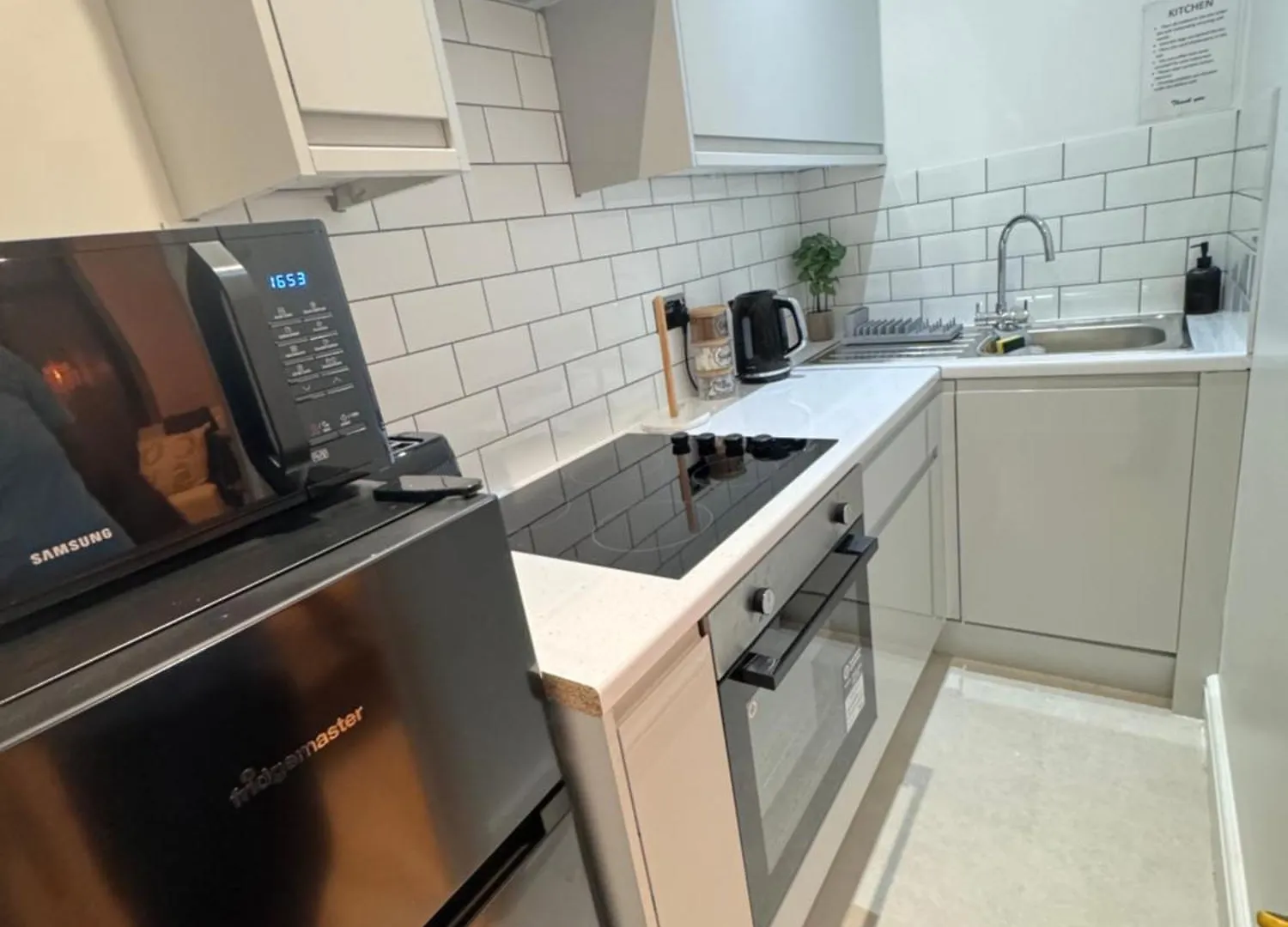 Chic Apartment E10 London