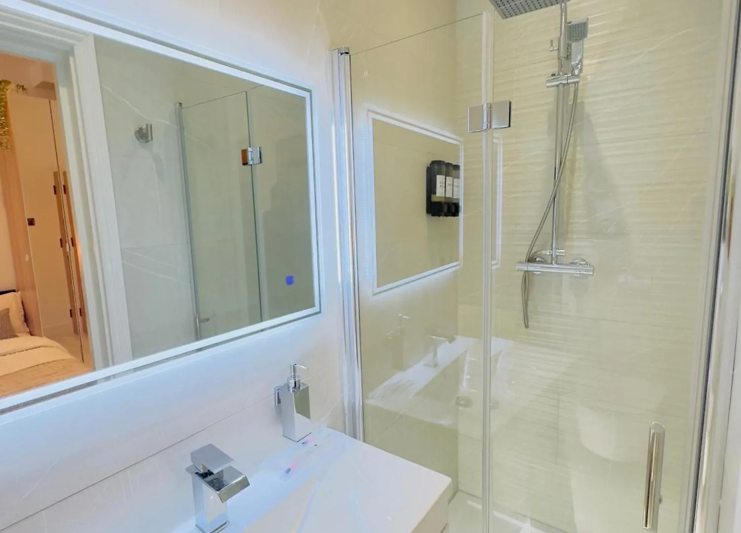 Chic Apartment E10 London United Kingdom